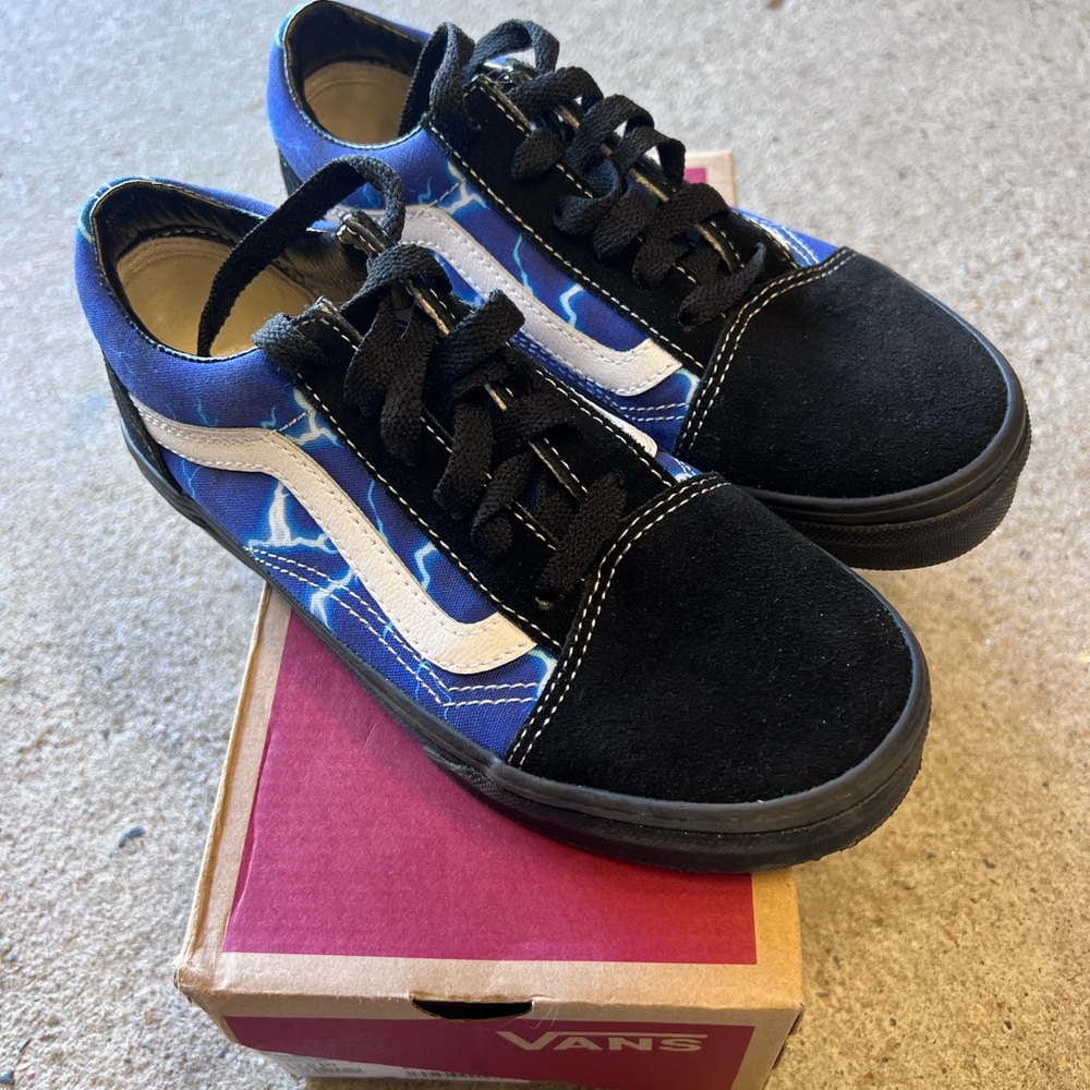 Vans Brand new w/box. Size 2